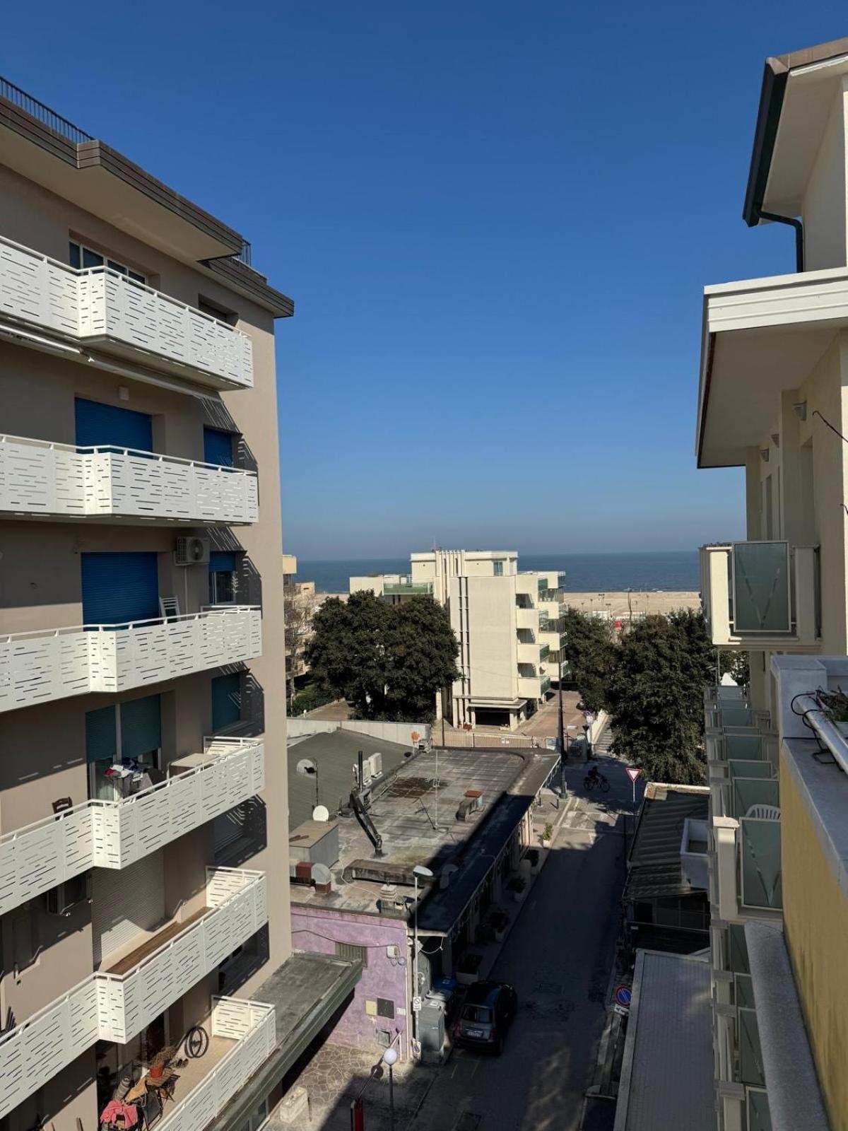 Hotel New Liston Римини Екстериор снимка